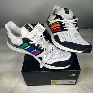 Adidas Ultra Boost S&L Pride Color-way Size 11
